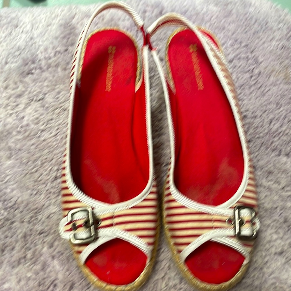 Naturalizer wedge heels